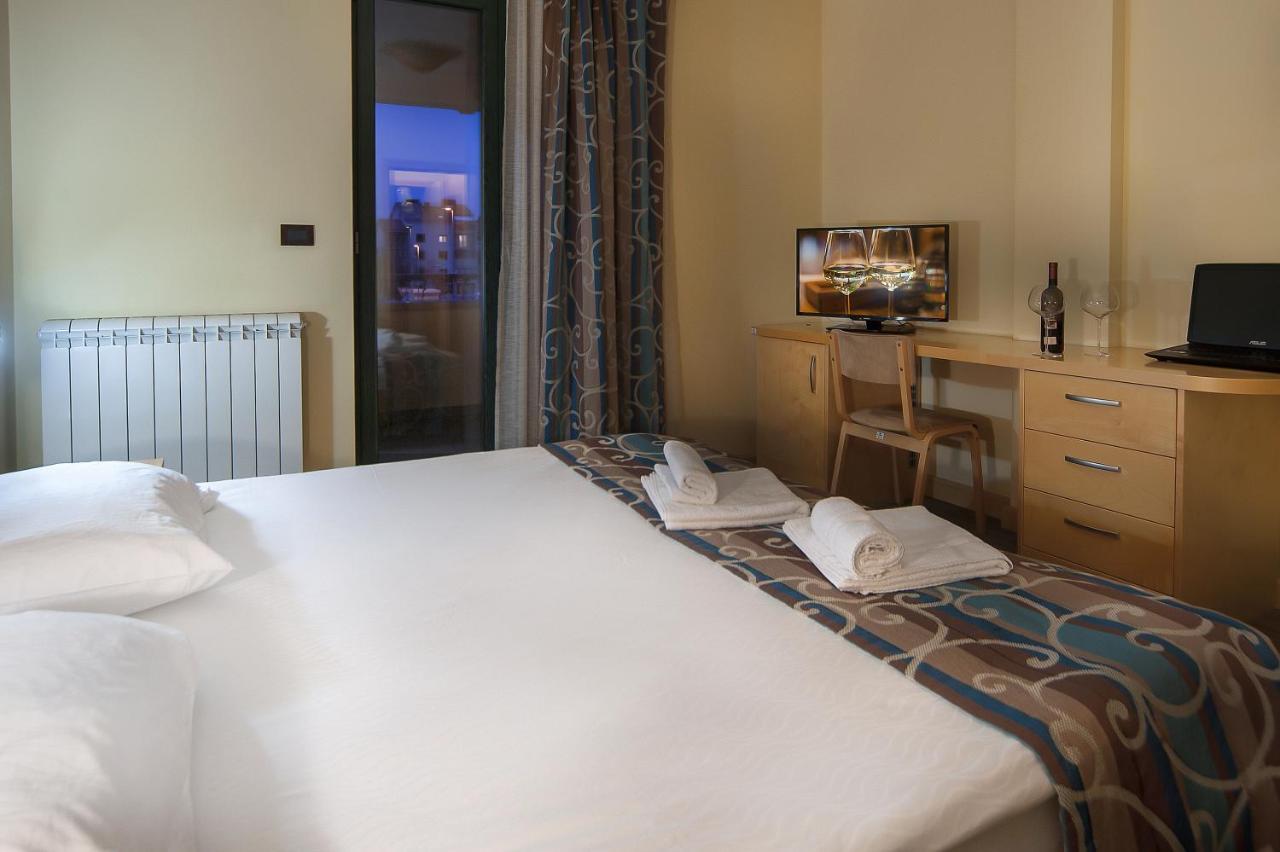 Bed And Breakfast Malovec ดิวัตชา ภายนอก รูปภาพ