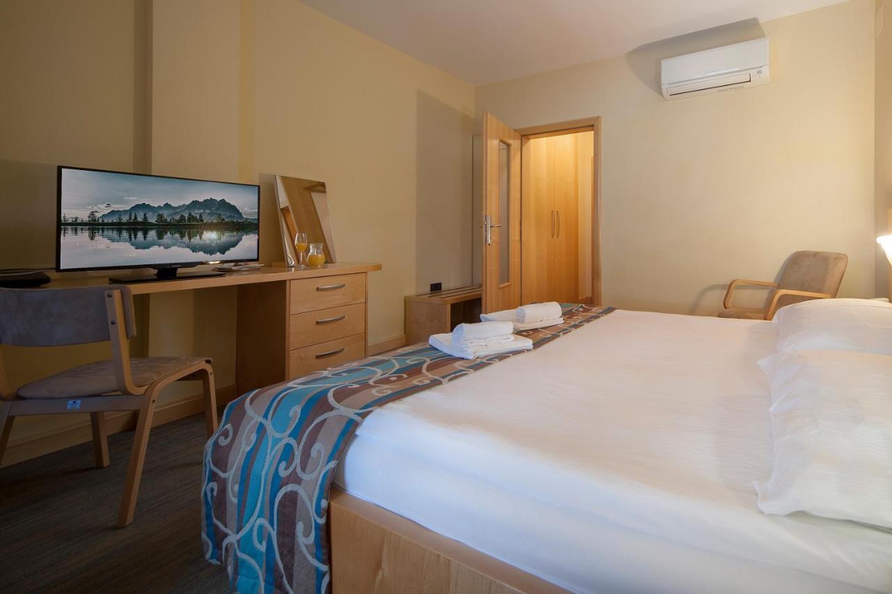 Bed And Breakfast Malovec ดิวัตชา ภายนอก รูปภาพ